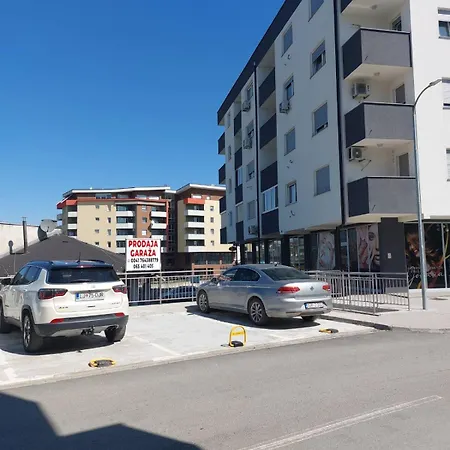 Hilandar Apartment *